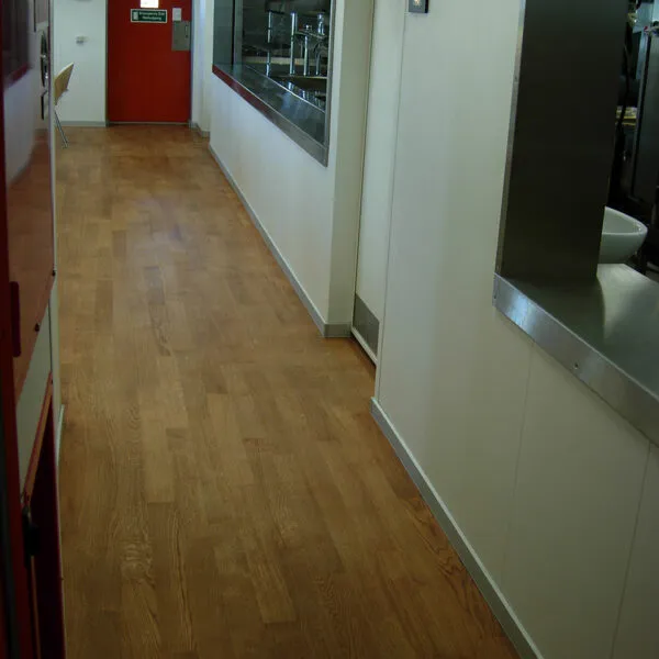 Halfdan-ROSETTI-MARINO02-RESISIRN-OAK-WOOD-OIL-TREATED.jpg